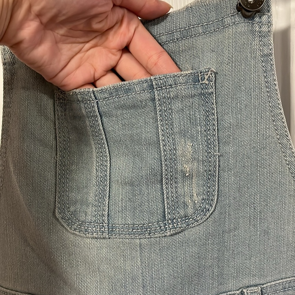 Empyre Madelyn Overall Shorts Distressed Denim - Picture 3 of 9